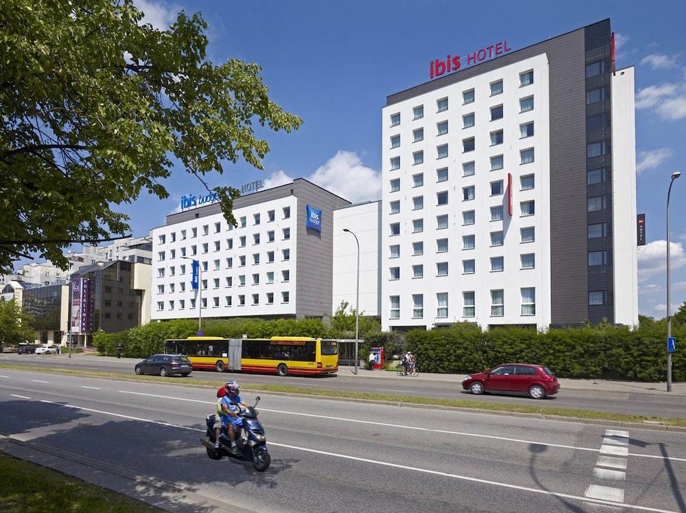 Варшава 34. Hotel ibis Warszawa. Ибис в Польше. Ibis budget Варшава центр. Отель Варшава в Варшаве.